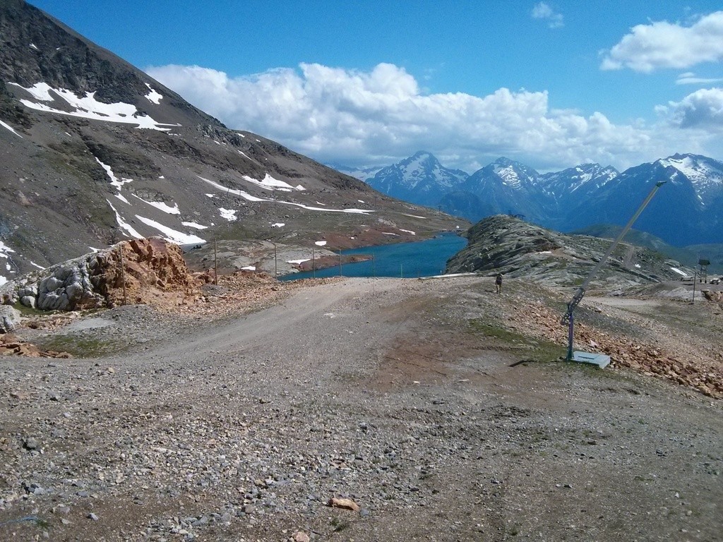 piste-ski-canon-neige-artificielle-alpes-huez-amenagement